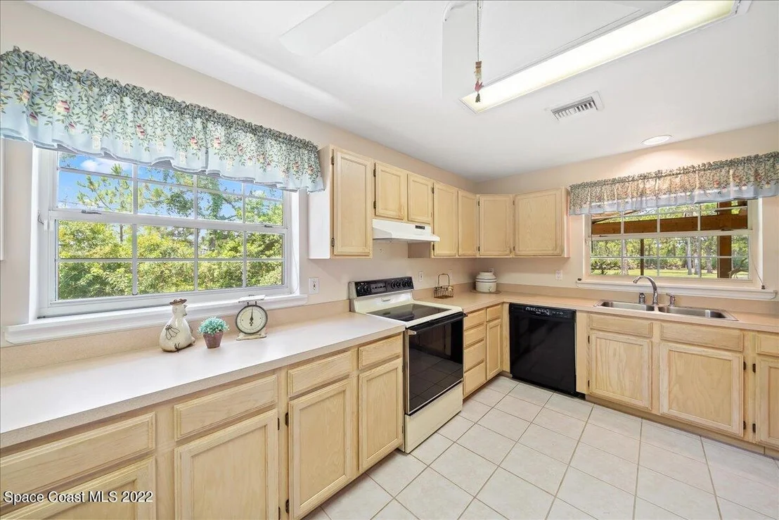 Photo of 7174 Orchid Tree Drive