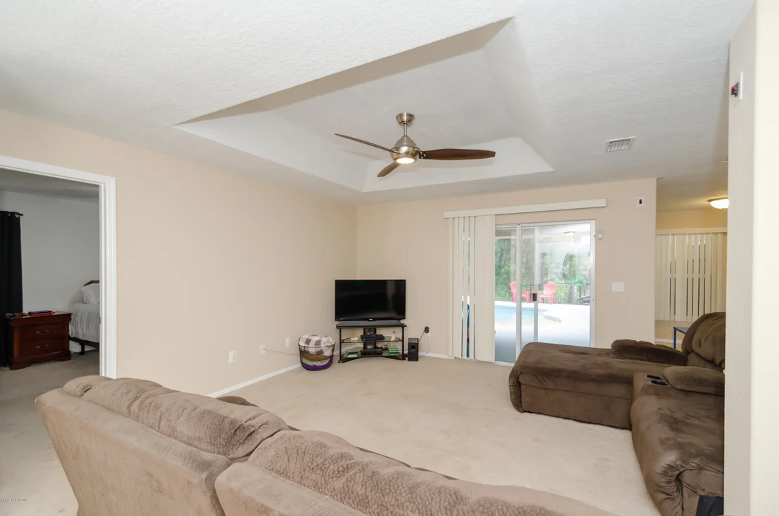 Photo of 1050 Gray Road