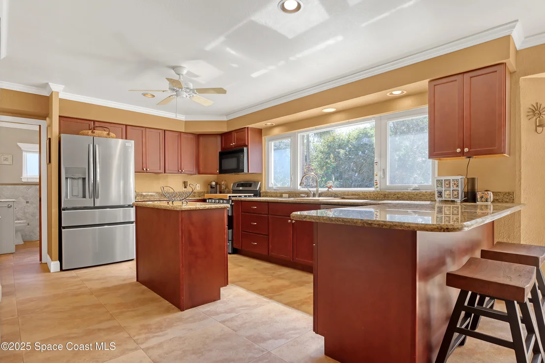 Photo of 54 W Bay Drive