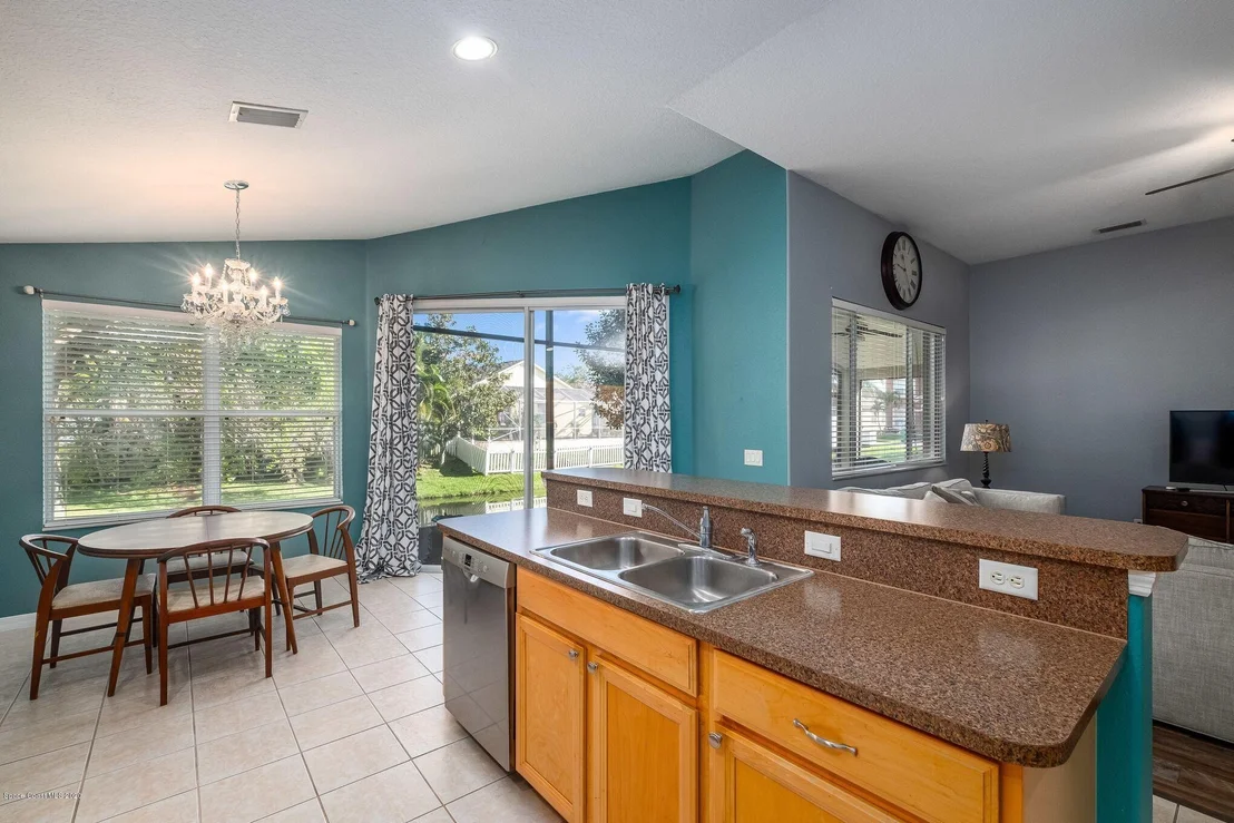 Photo of 265 Sedgewood Circle