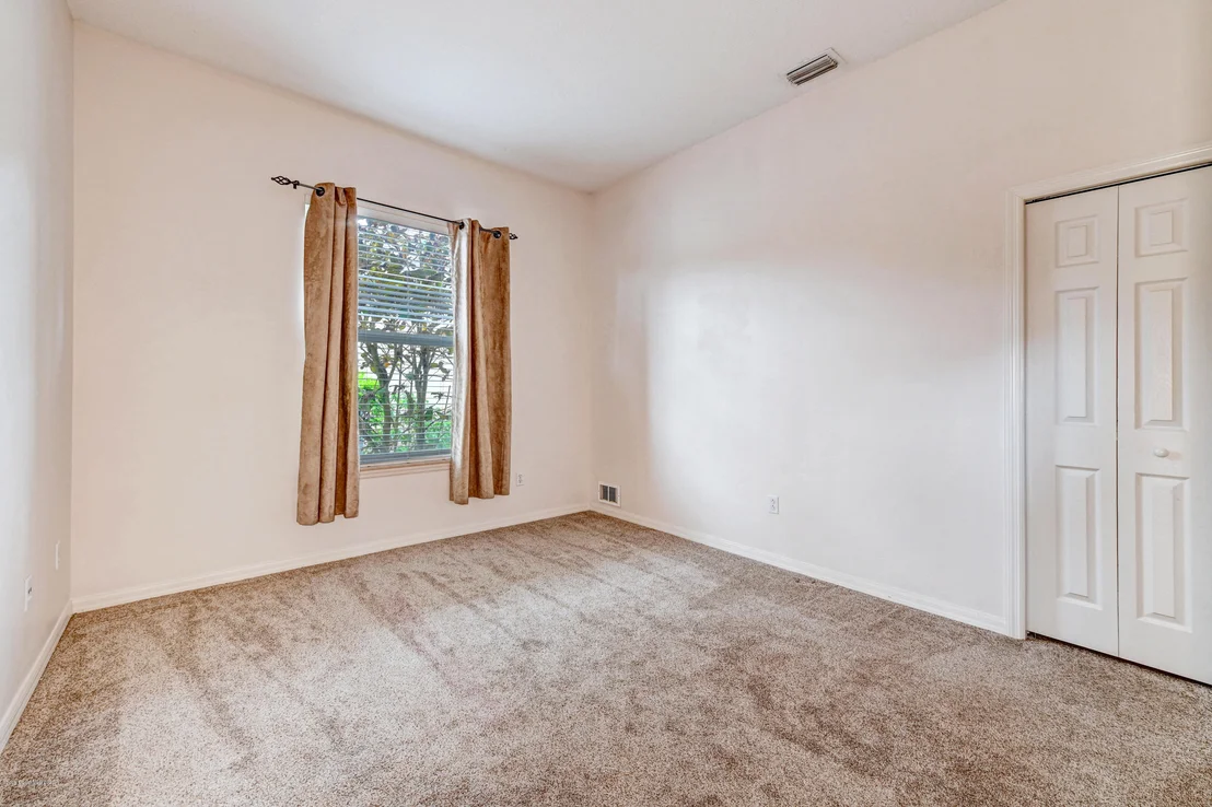 Photo of 876 Suntree Woods Drive