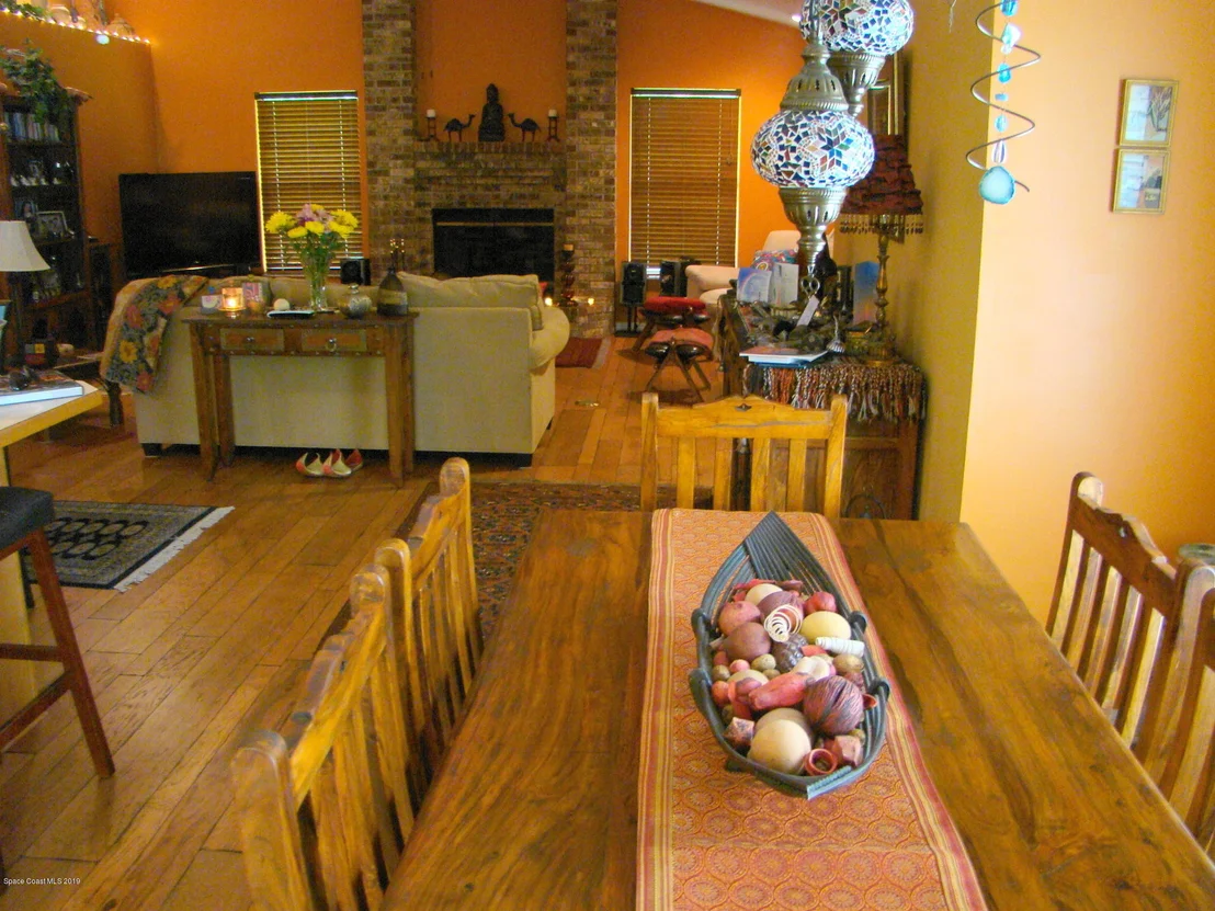 Photo of 4485 Canard Road