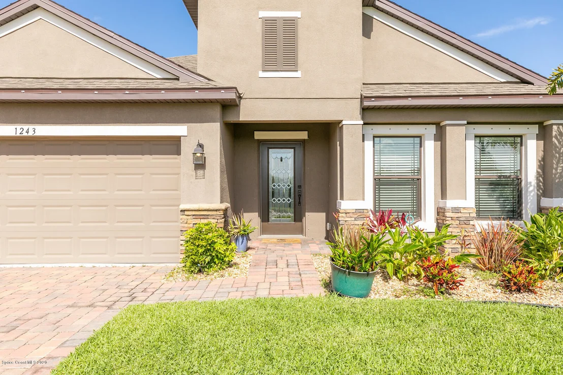 Photo of 1243 Musgrass Circle