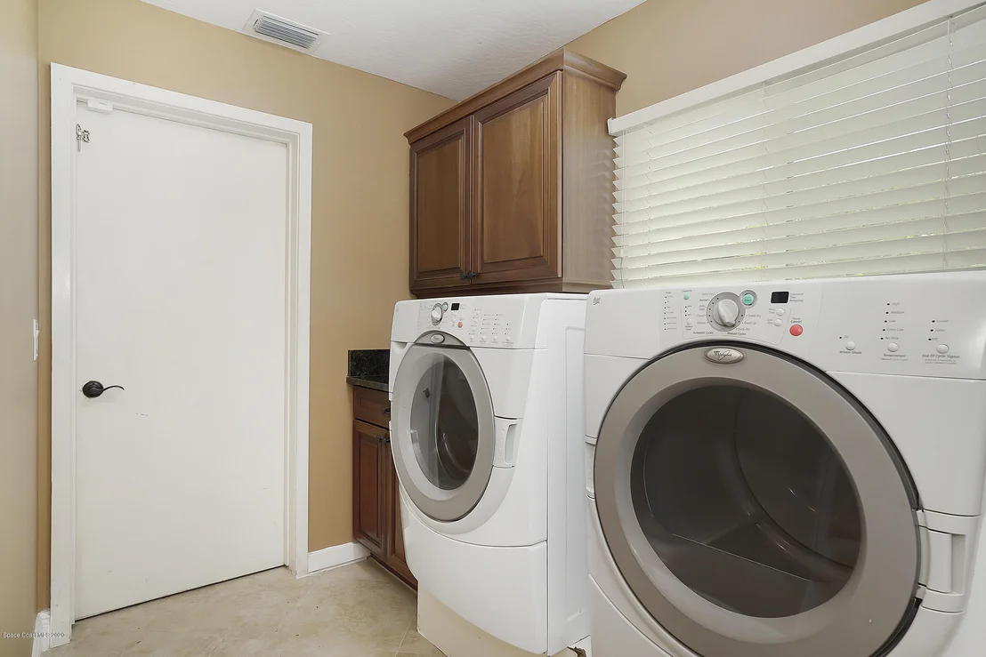 Photo of 845 Sanderling Drive