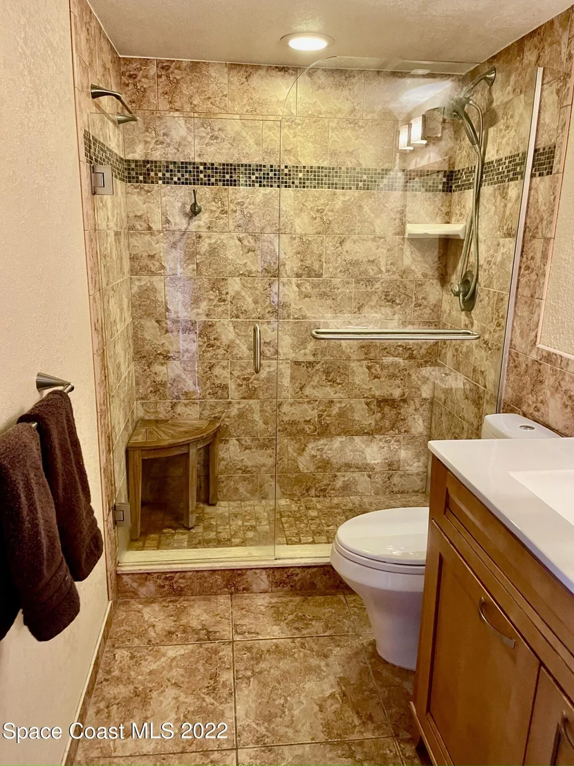 Photo of Unit 406 at 1049 Rockledge Drive