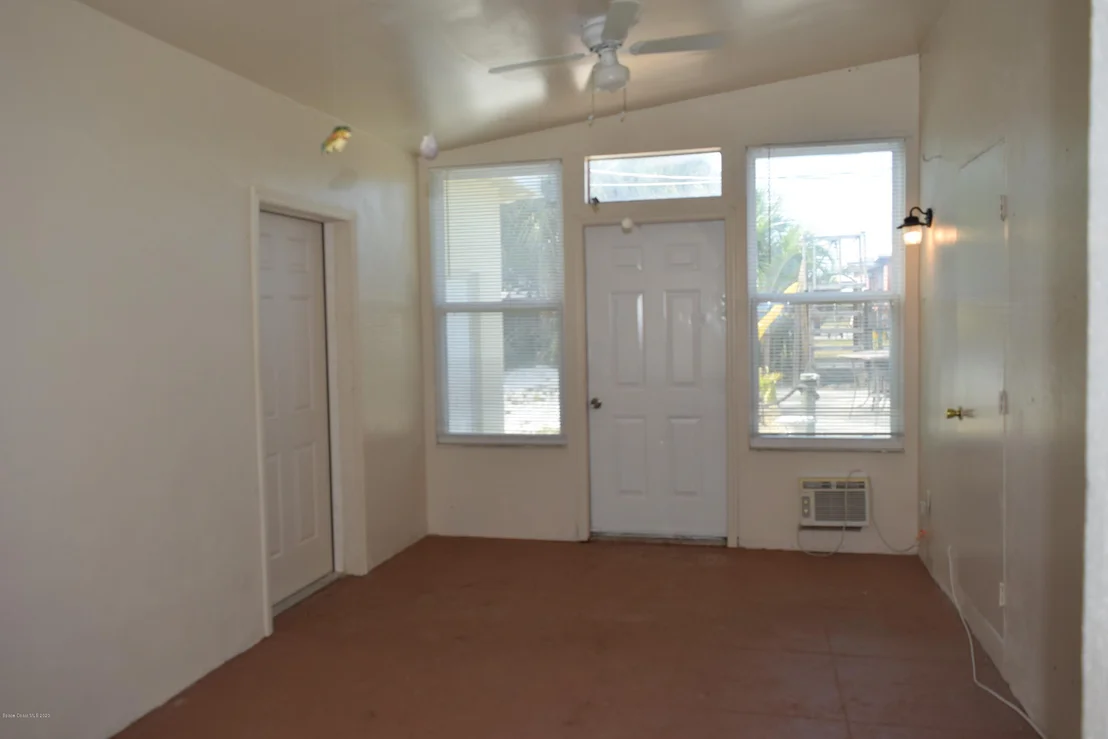 Photo of 3033 Dairy Terrace NE