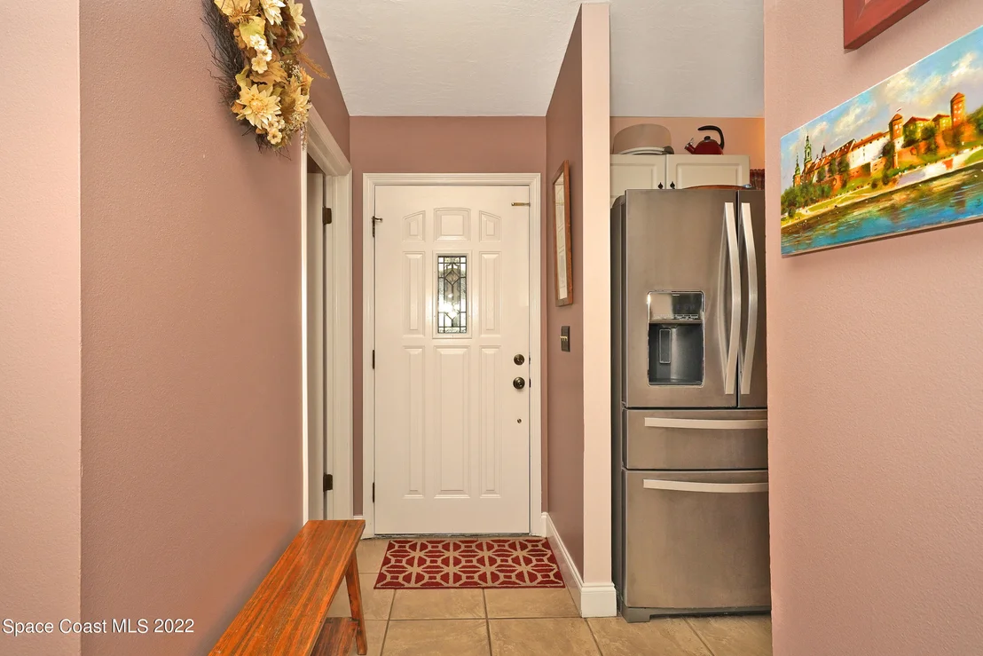 Photo of 1814 Oak Drive N