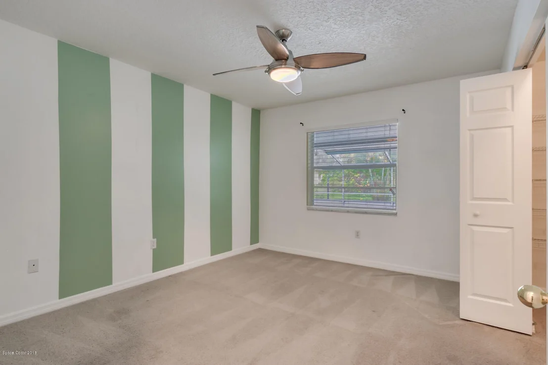 Photo of 156 Nebraska Circle