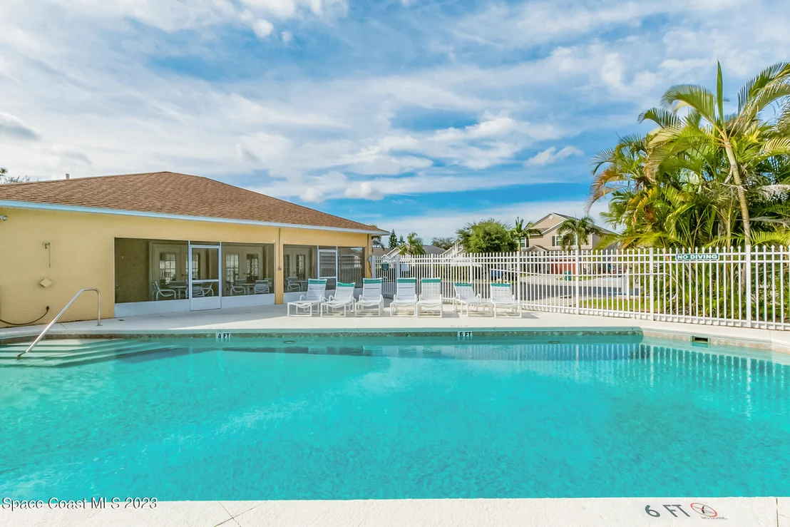 Photo of 615 Sedgewood Circle