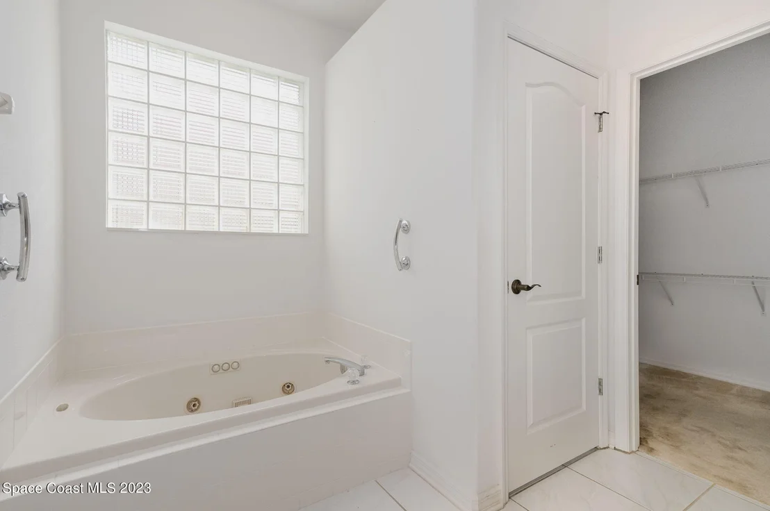 Photo of 928 Wimbledon Drive