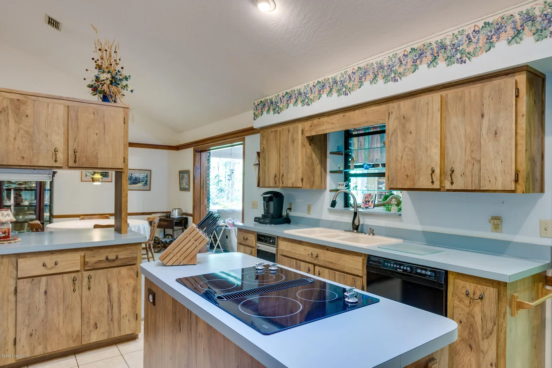 Photo of 2475 Cox Road