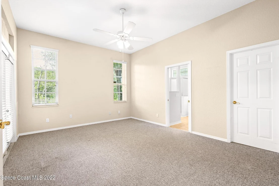 Photo of 901 Suntree Woods Drive