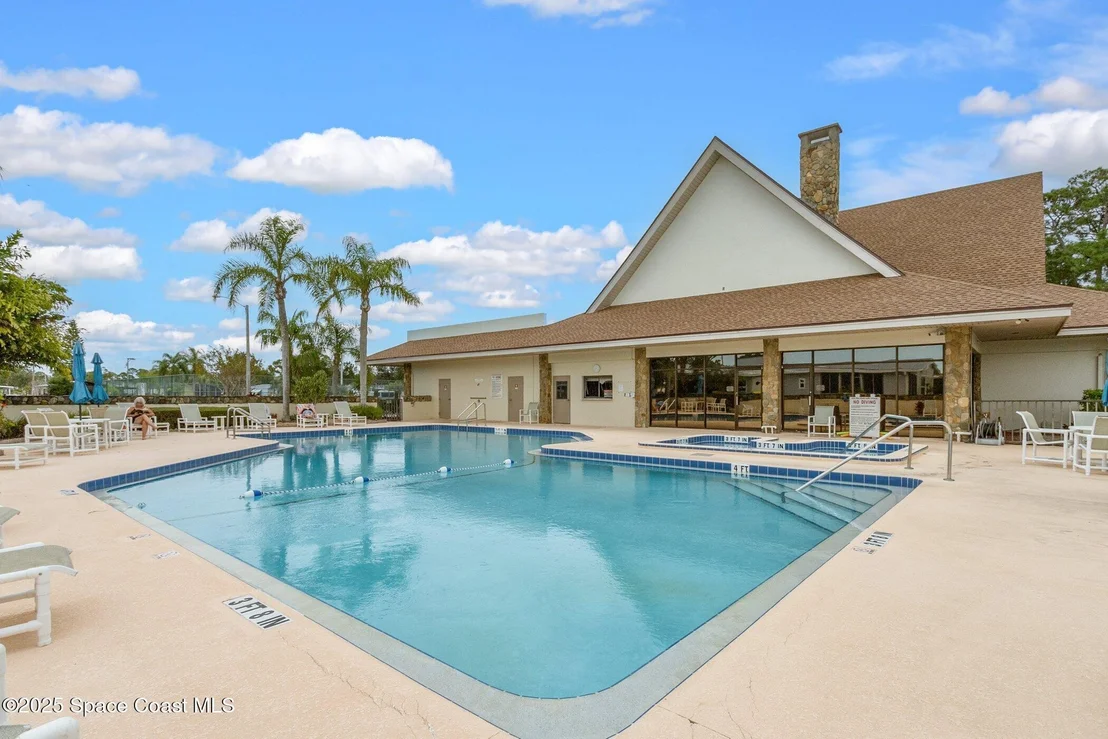 Photo of 634 Outer Drive