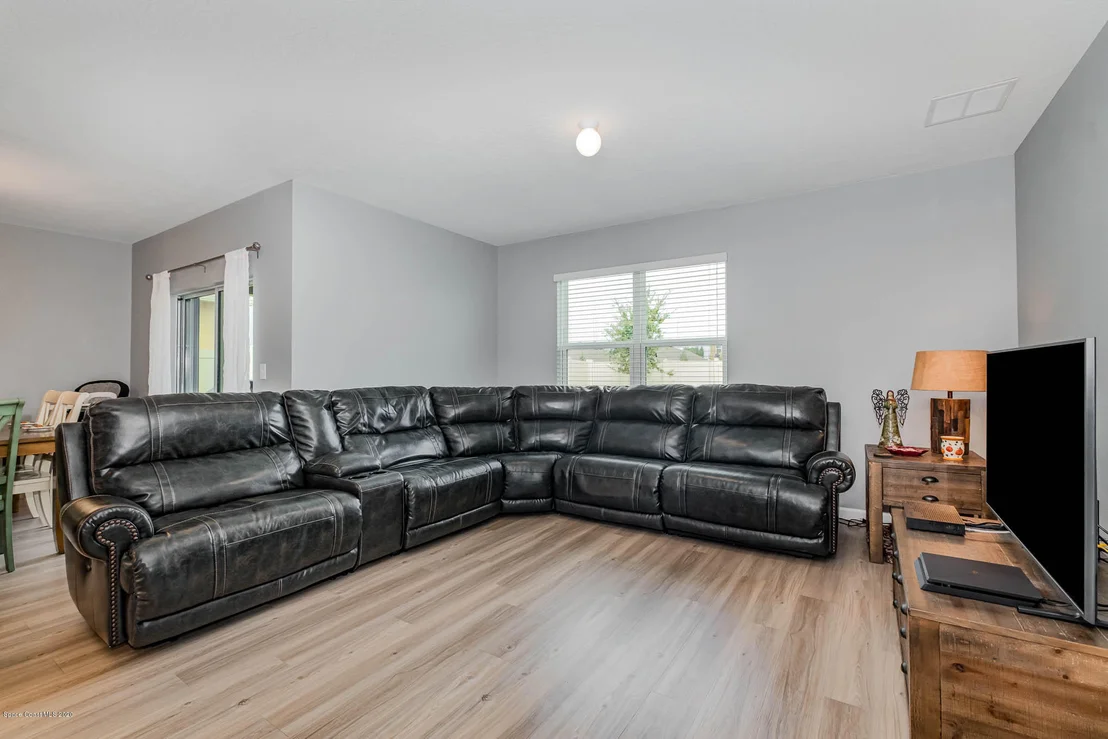 Photo of 309 Forest Trace Circle