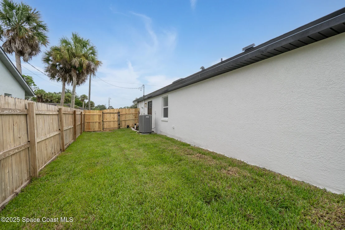 Photo of 7020 Ackerman Avenue