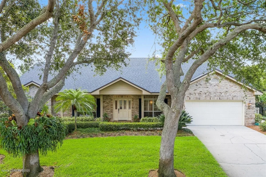 Photo of 437 Oriole Lane