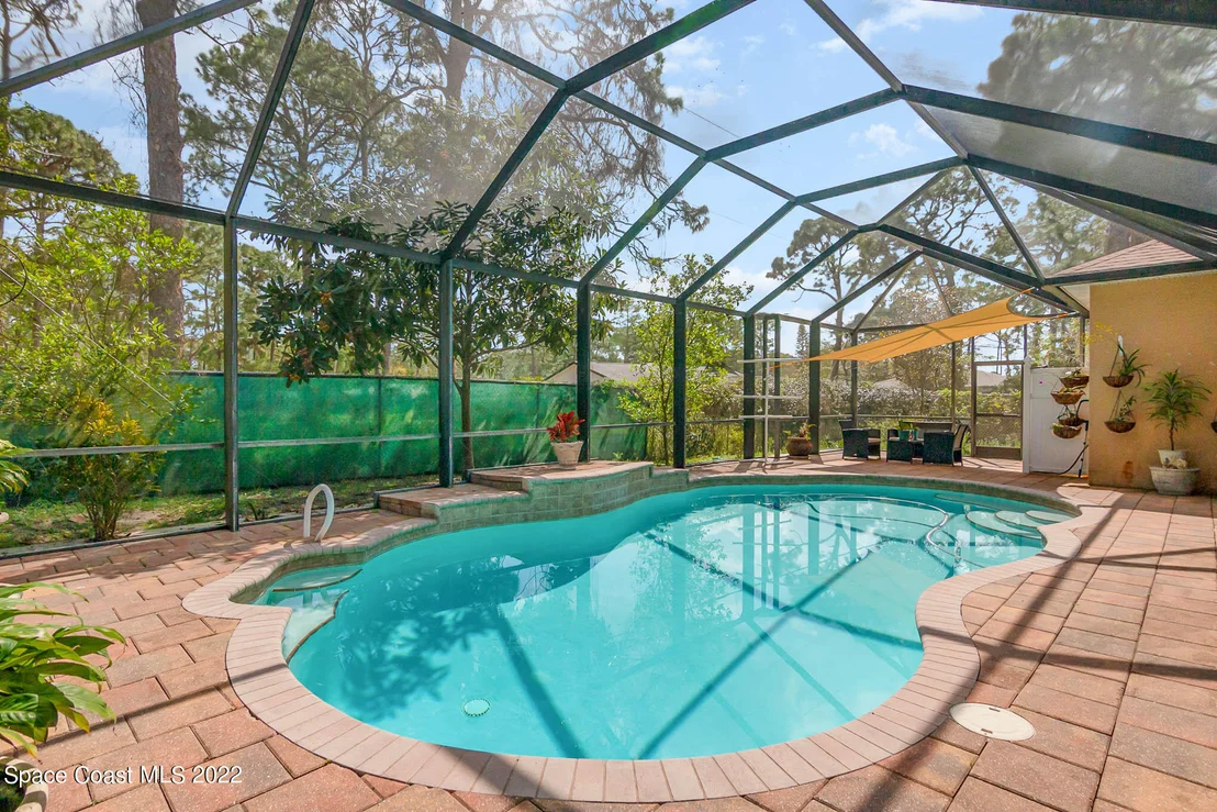 Photo of 161 Angelo Road SE