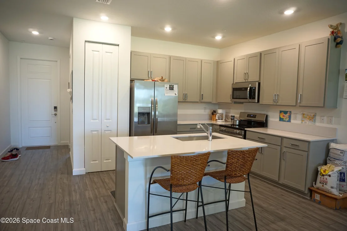 Photo of 1916 Cerulean Drive NW