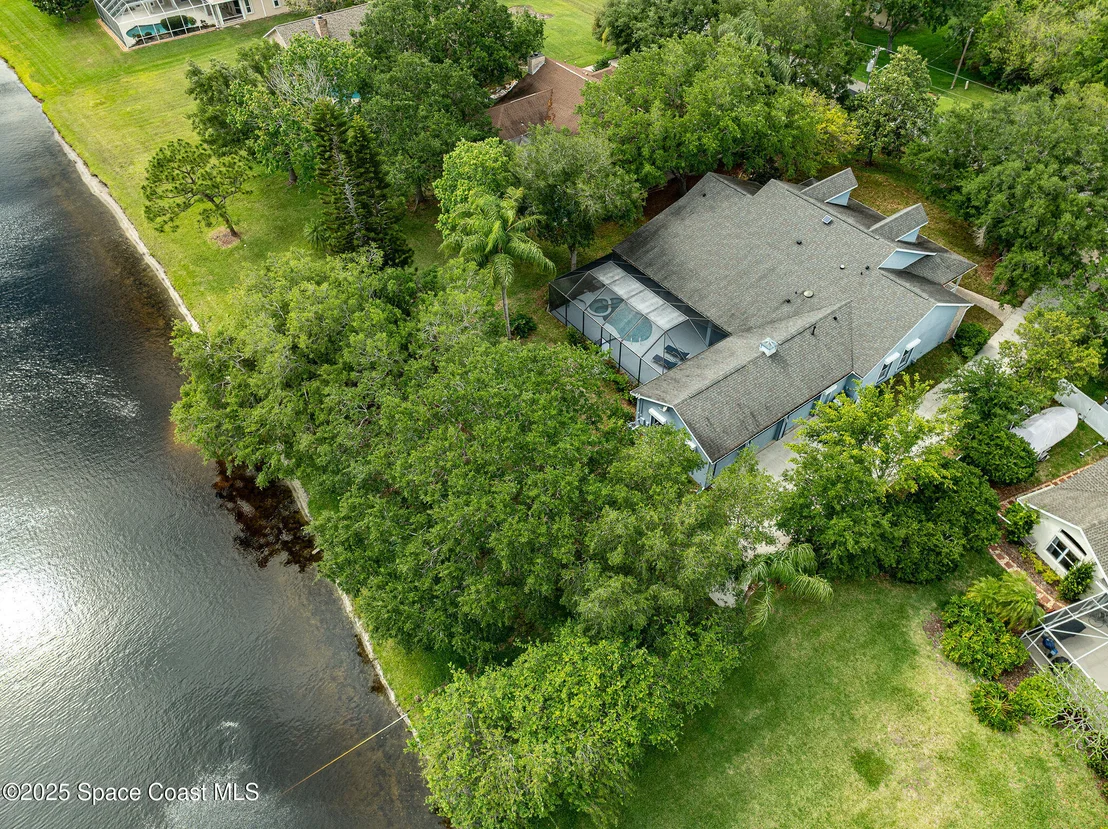 Photo of 4741 Canard Road