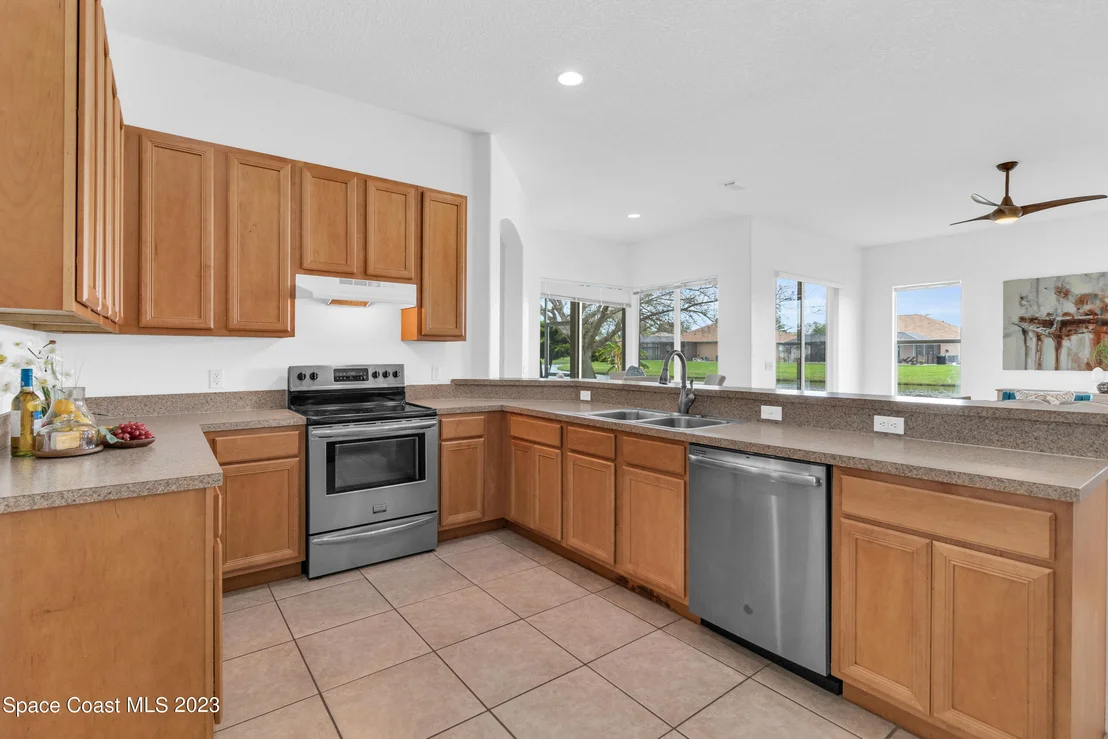Photo of 2102 Woodfield Circle