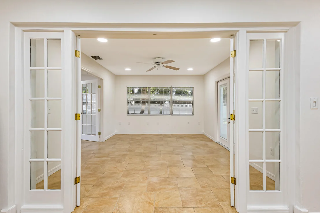 Photo of 407 Par Avenue