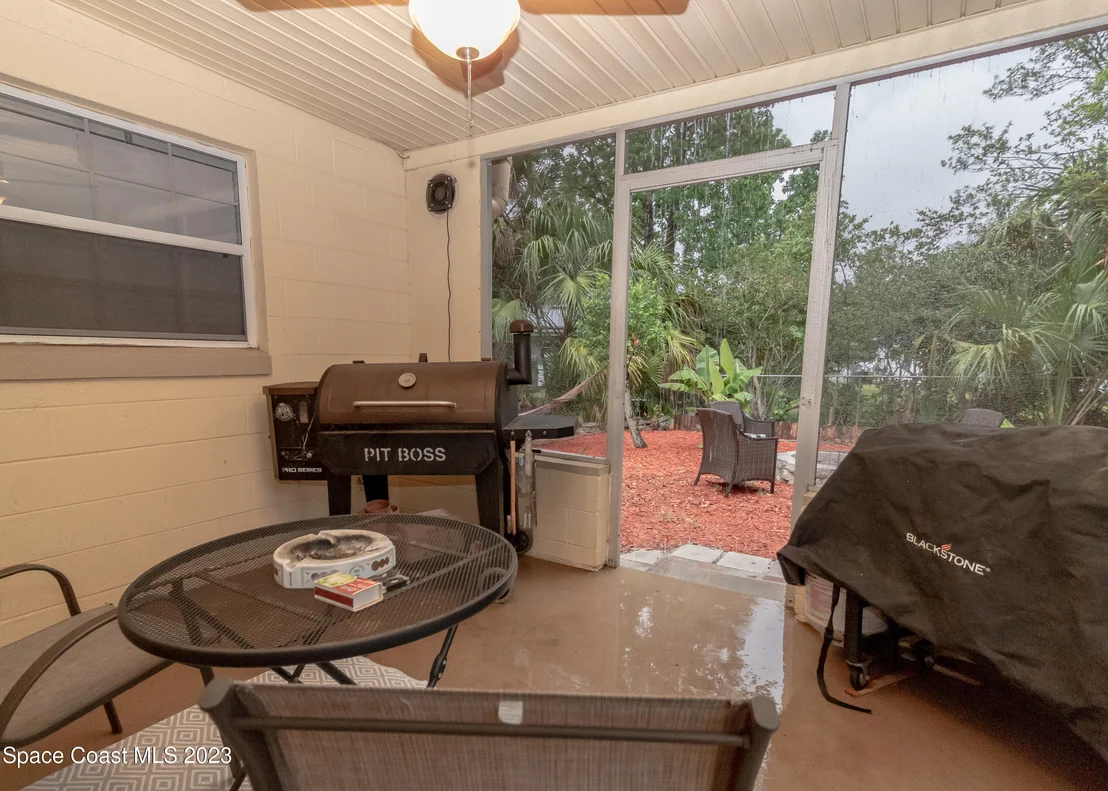 Photo of 800 Mark David Boulevard