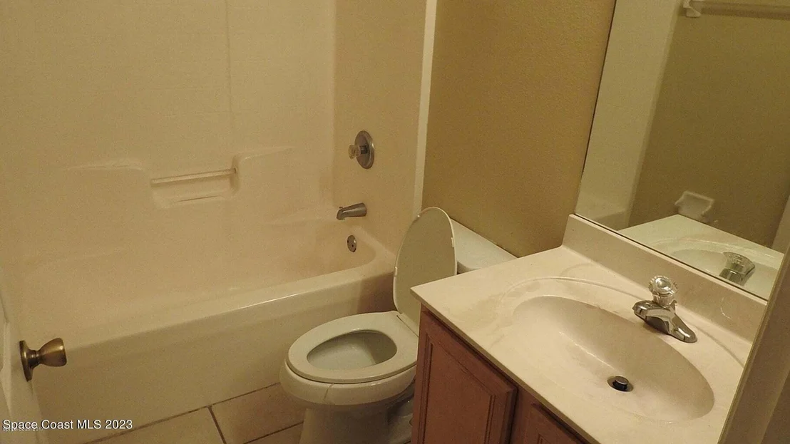 Photo of 622 Cressa Circle