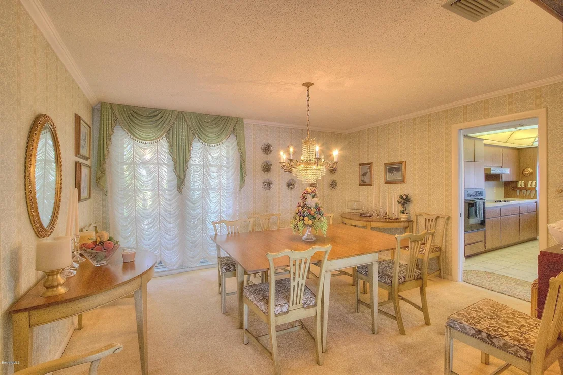 Photo of 846 Egret Road