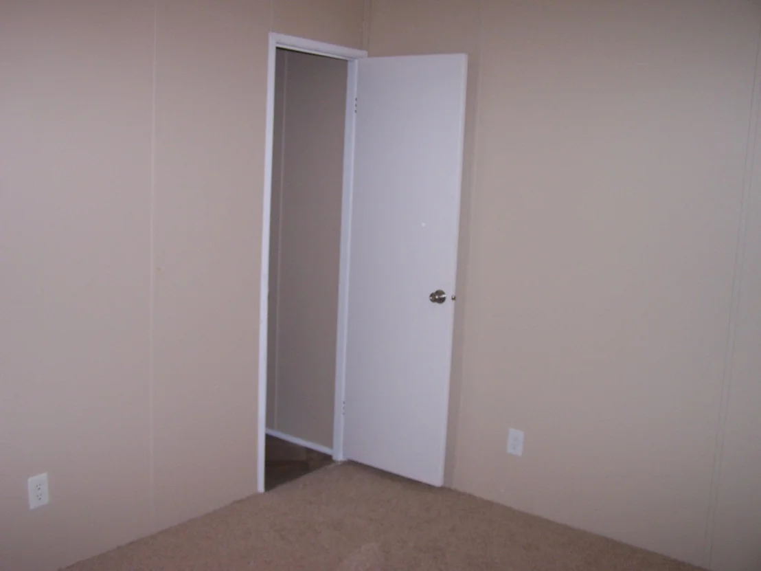 Photo of 323 Booth Street