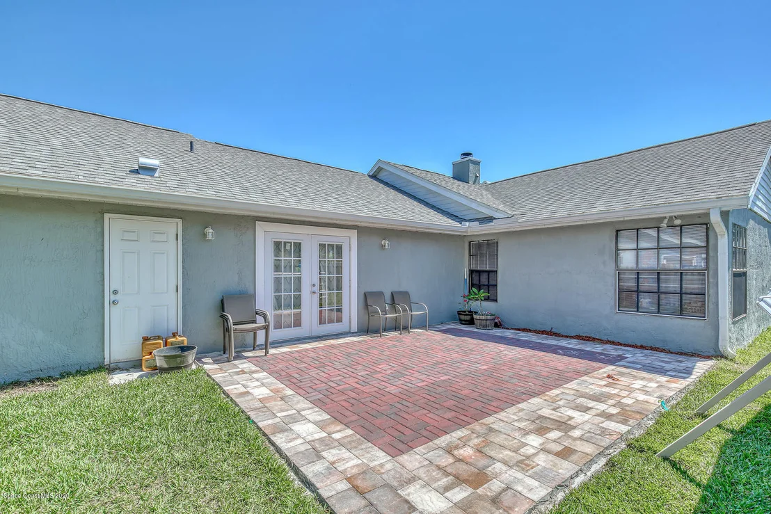 Photo of 1247 Walnut Grove Way