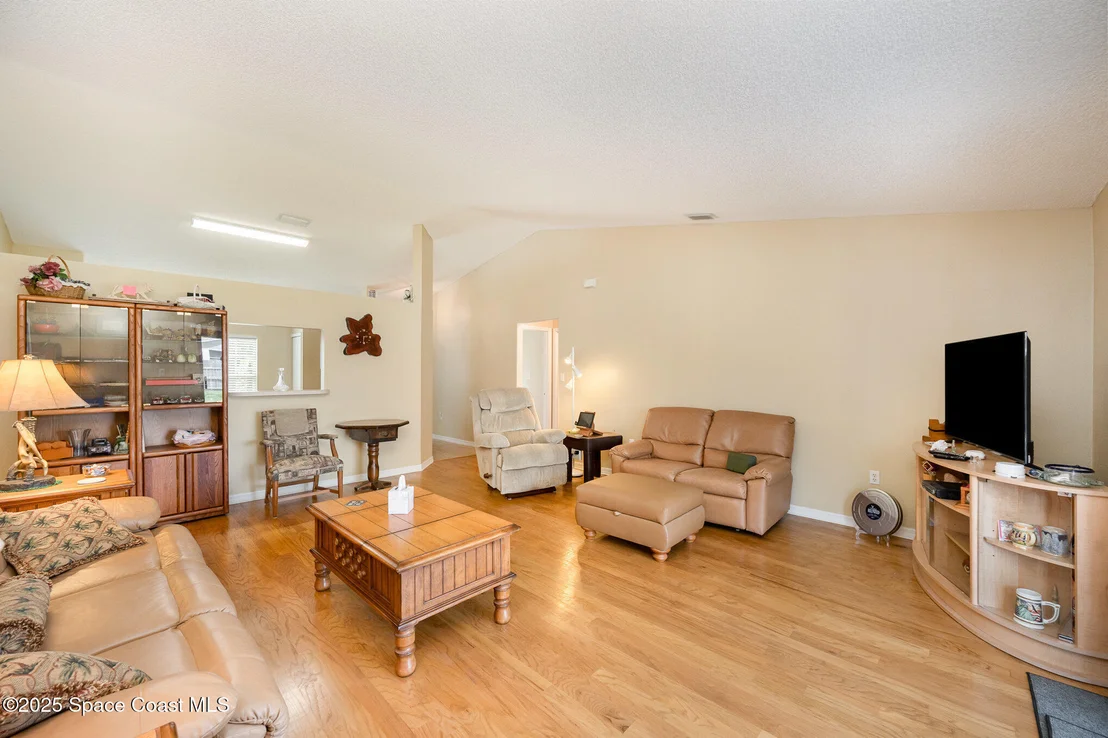 Photo of 6465 Grissom Parkway