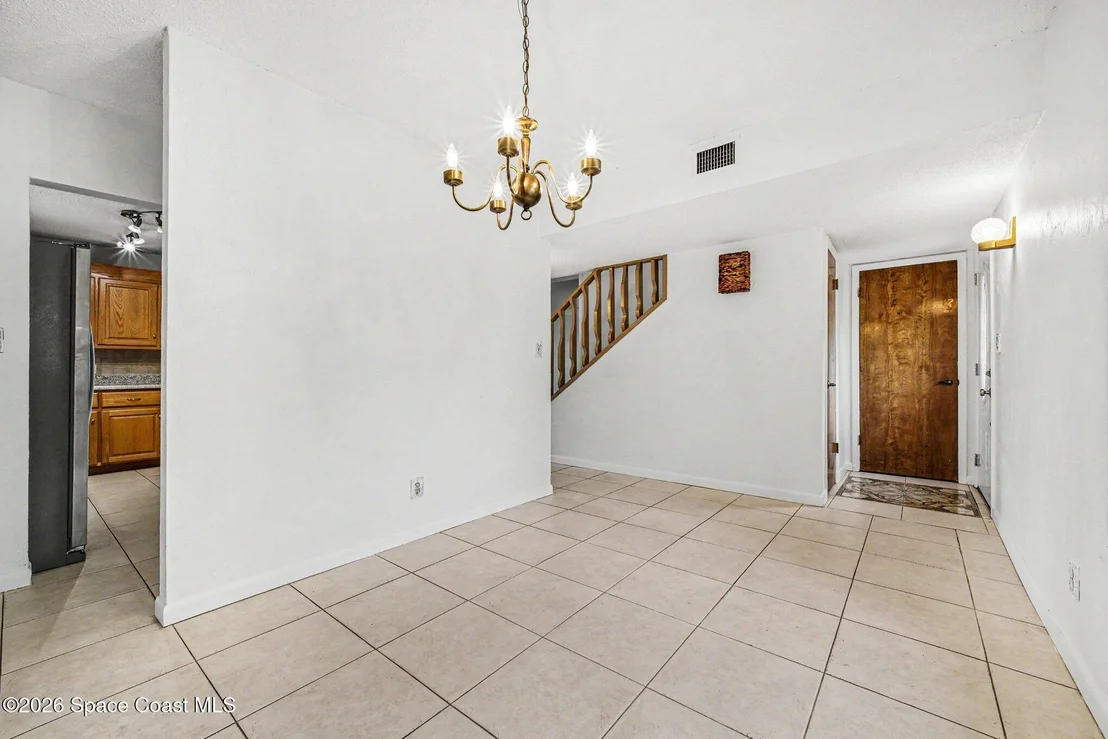 Photo of 909 Northbrook Drive