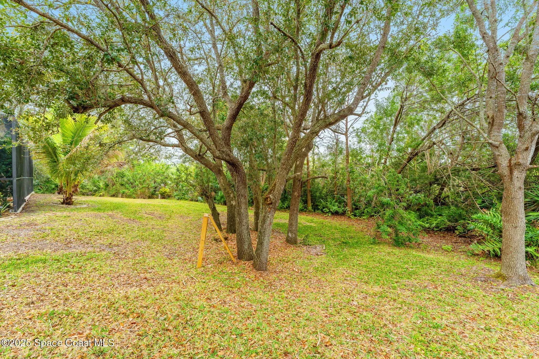 Photo of 4443 Long Lake Road