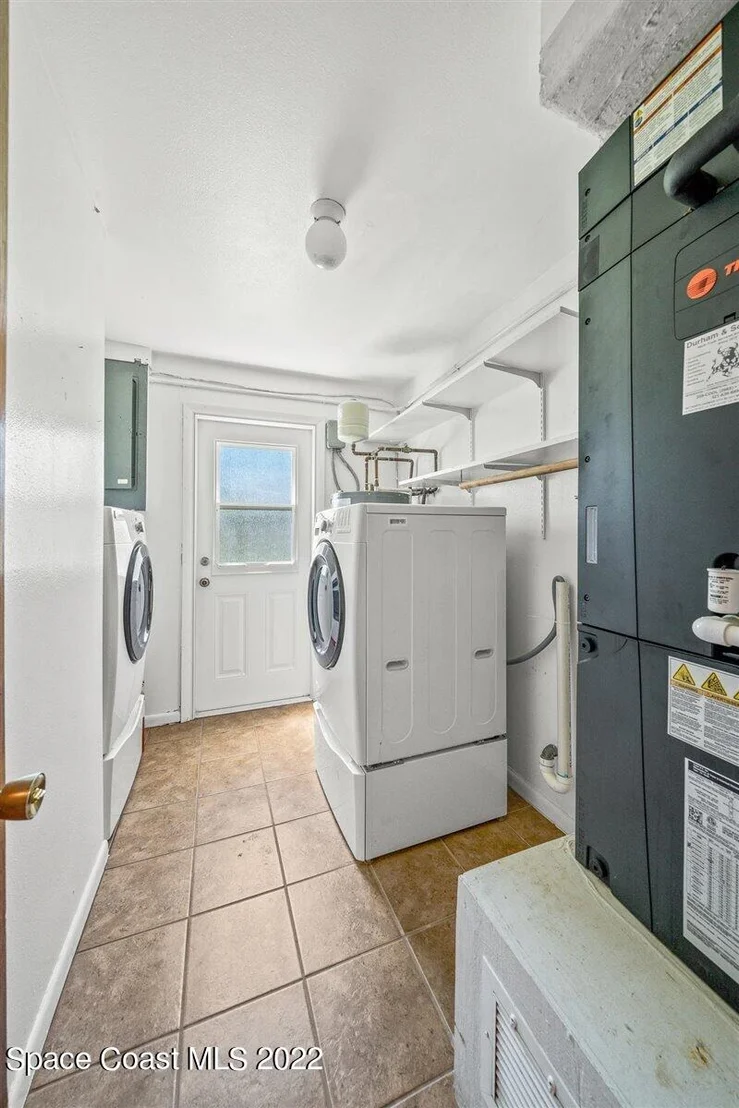 Photo of 211 Mohawk Way