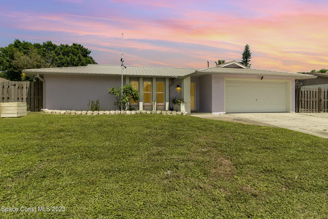 Photo of 649 Croton Road