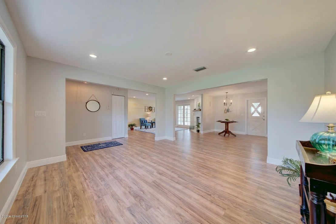 Photo of 2665 Lakehill Road