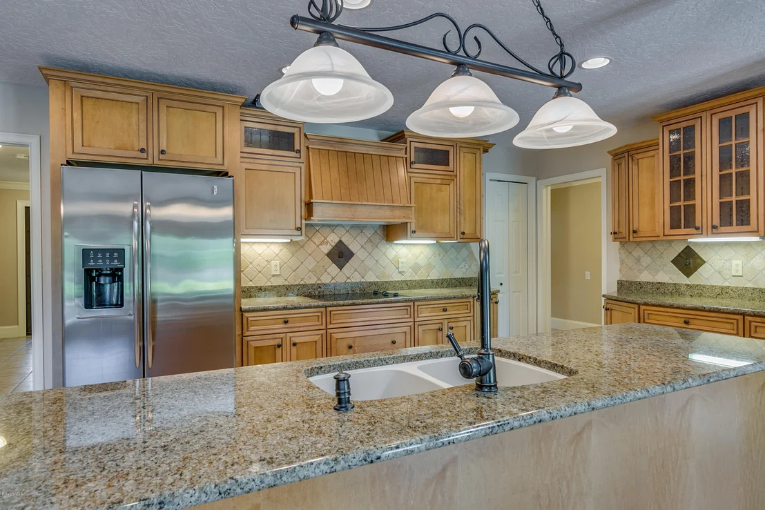 Photo of 4565 Lake Washington Road