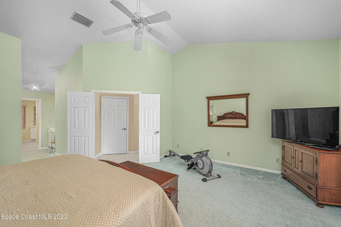 Photo of 1490 56th Square E