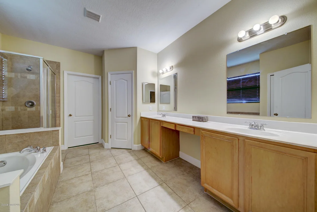 Photo of 1320 Talon Way