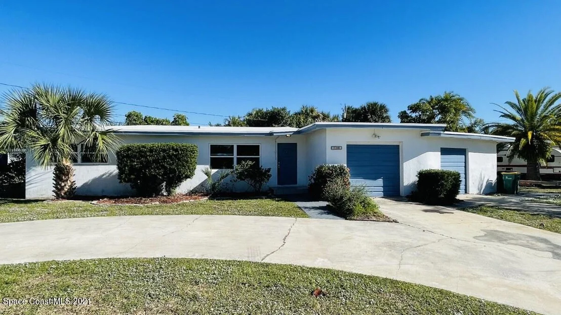Photo of 2250 Sunset Avenue