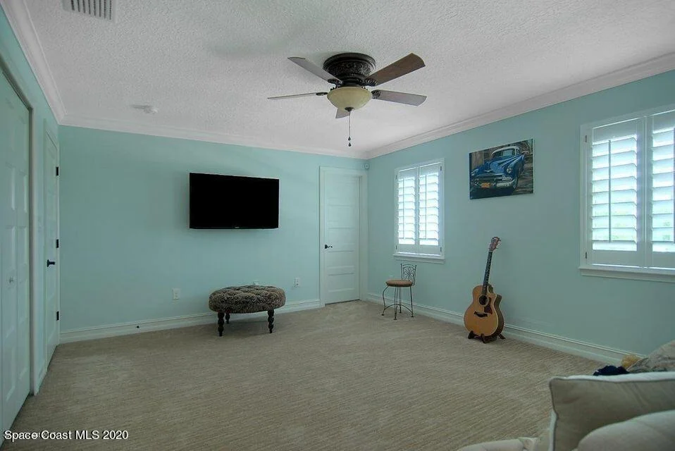 Photo of 1445 Martin Road