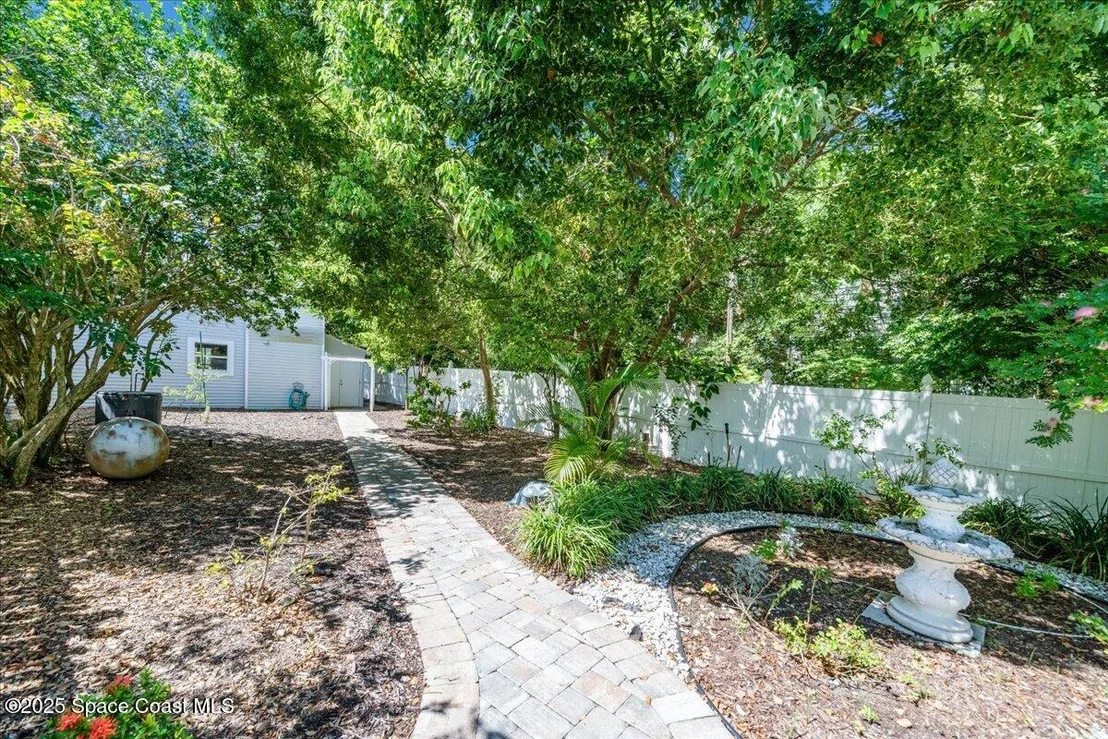 Photo of 607 Rockledge Drive
