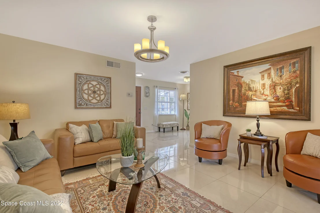 Photo of 972 Miracle Way