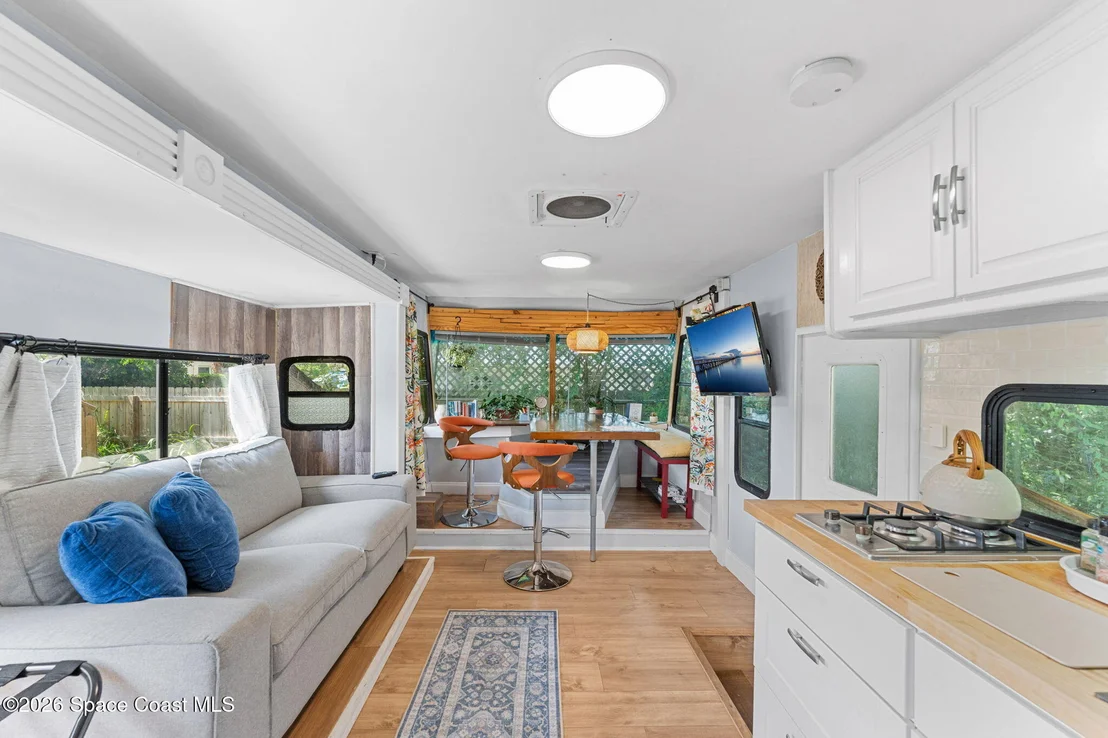 Photo of 56 Grandview Boulevard