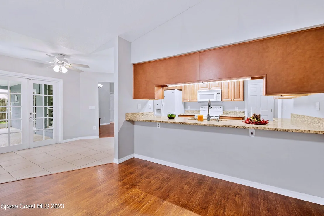 Photo of 921 Osprey Lane