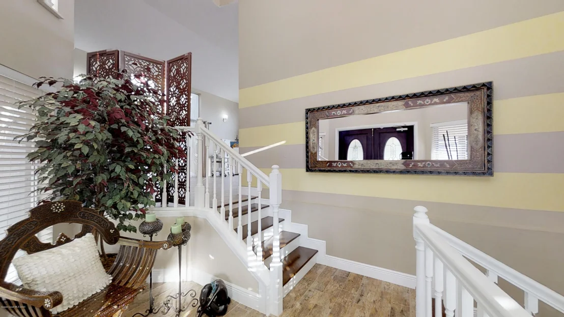 Photo of 9852 Riverview Drive