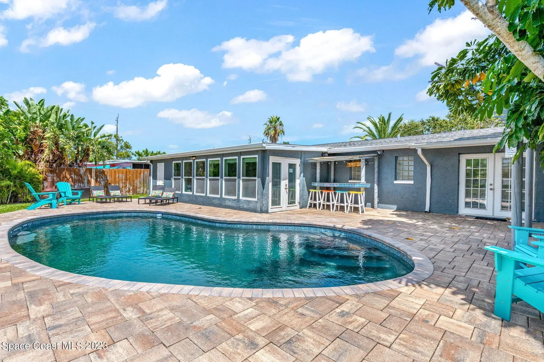 Photo of 102 Deleon Road