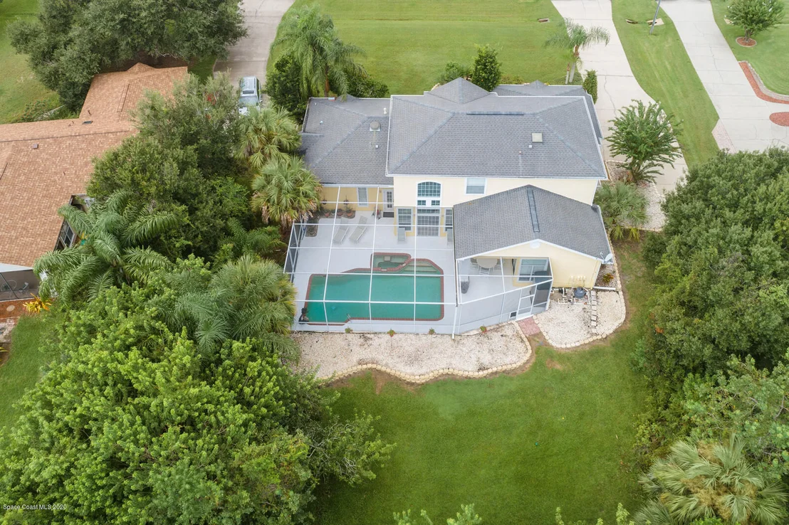 Photo of 4435 Canard Road