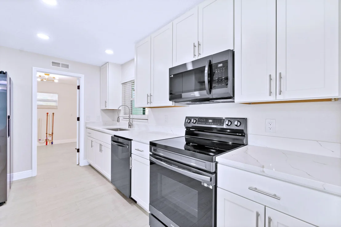 Photo of 2943 Shepard Drive