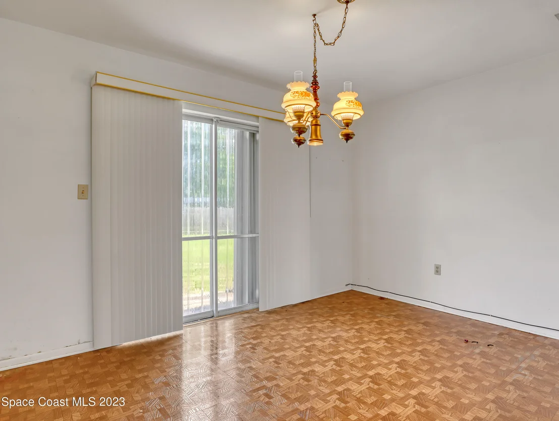 Photo of 2626 Algonquin Drive